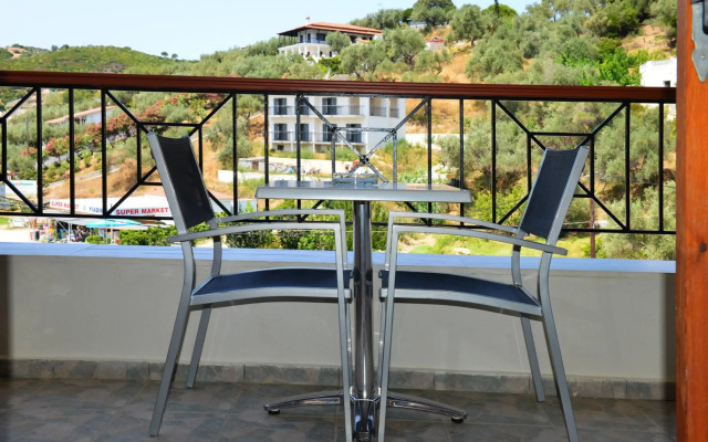 Marina Hotel