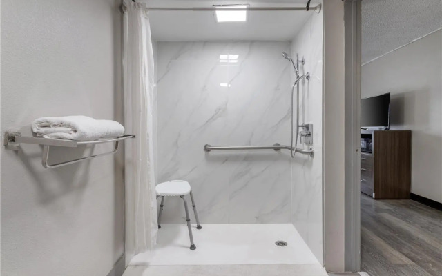 SureStay by Best Western Victoria