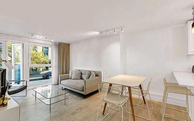 City Relay Urban Charm Chelsea Apartment