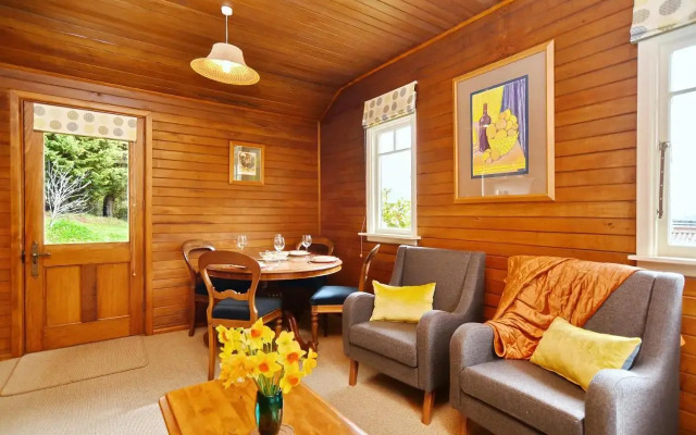 Otahuna Hideaway - Christchurch Holiday Homes