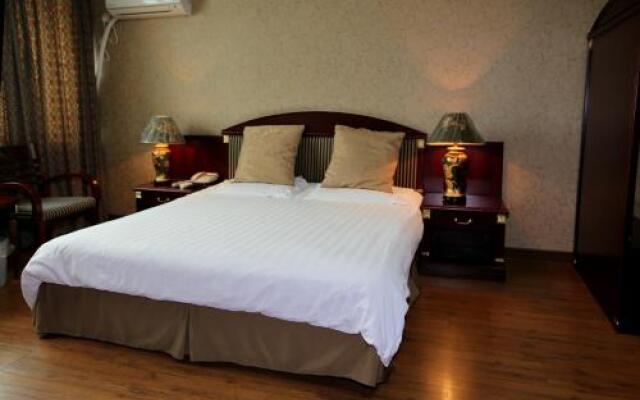 Dongyuan Plaza Hostel