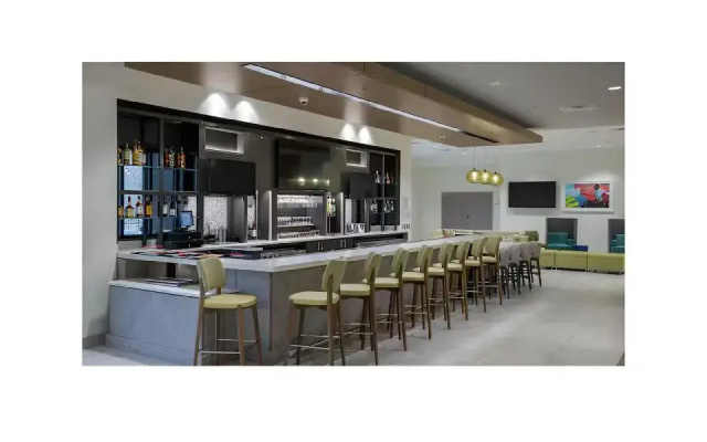 Hilton Garden Inn Flushing Laguardia