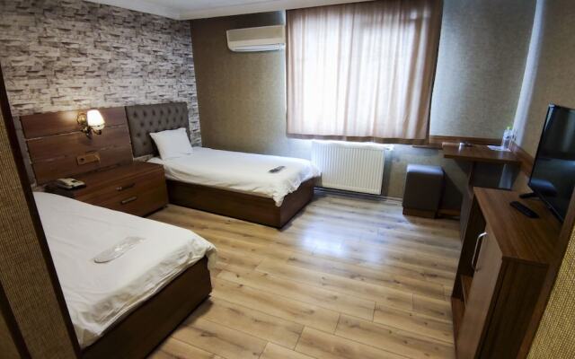 Ers Li̇fe Ai̇rport Hotel