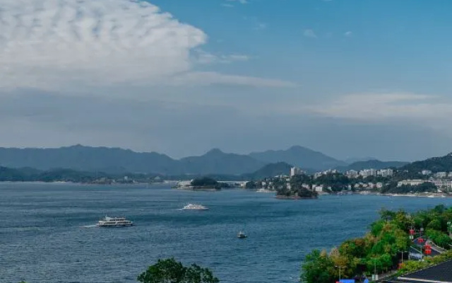 Kaiyuan Manju Hotel (Hangzhou Qiandao Lake)