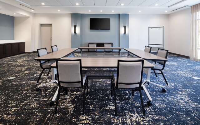 Hyatt Place Bakersfield