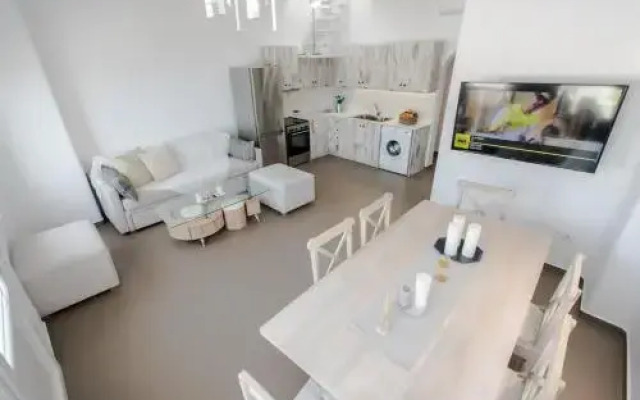 Seablue Venice House 1
