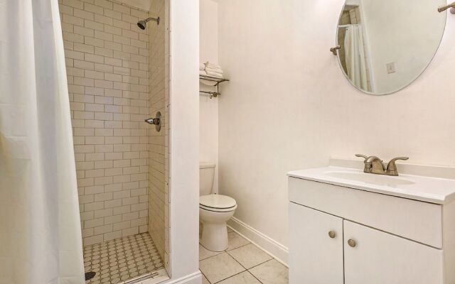 1832 Airy 4 BR in Garden District