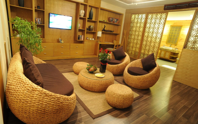 Aroma Beach Resort & Spa