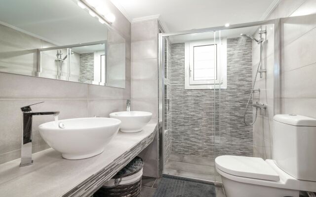 Heloni Apartments Athens