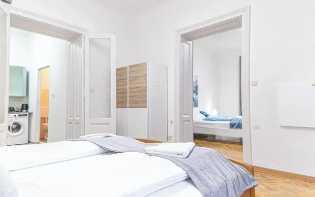 Comfy 2BR Apt For 6 Wiener Stadthalle