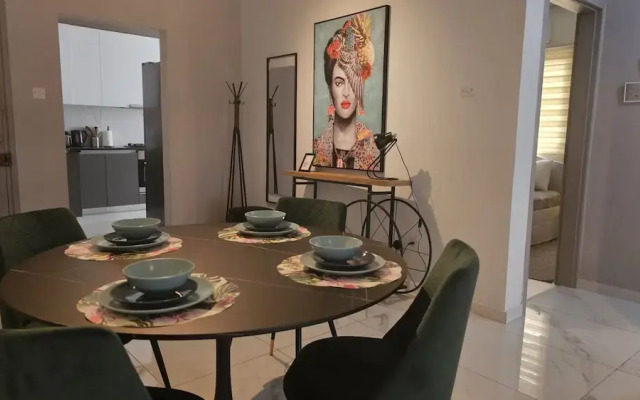 151 NIC - Stay Art Style Apartment