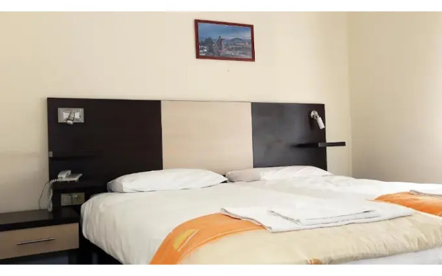 Globtour Inn