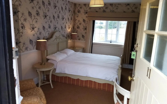 The Sibson Inn Hotel
