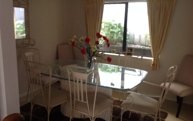 Howick Luxury Large Home