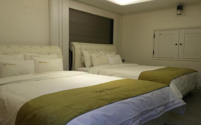 Hanok Hotel