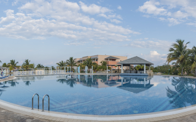Hotel Playa Paraiso