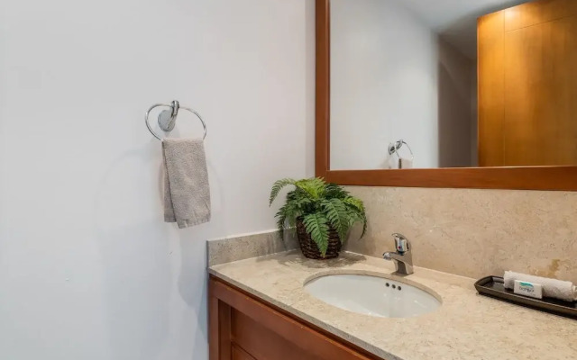 Luna Blanca 0403 by Kivoya