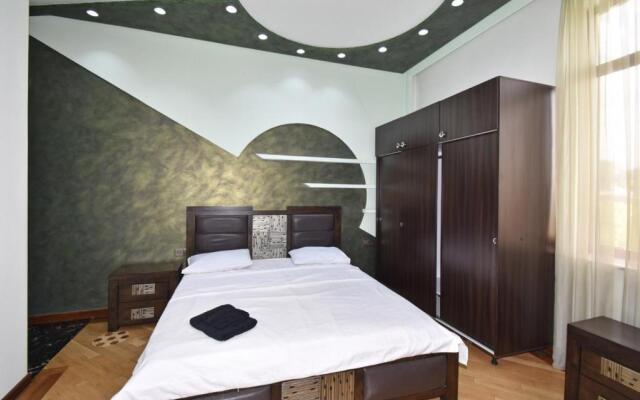 Kocharyan Street, 5 bedrooms Luxury, Unique House MS555