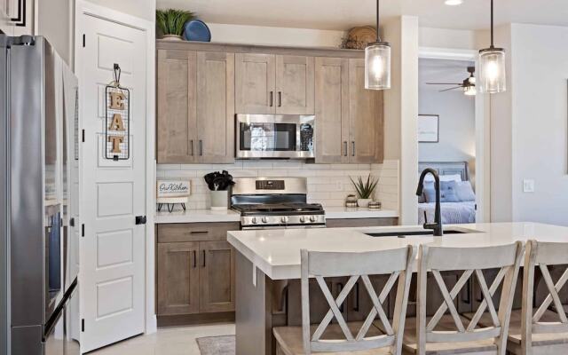 Escondido Cove by RedAwning