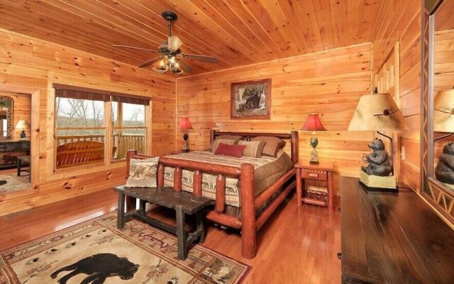 Dancing Bear Lodge