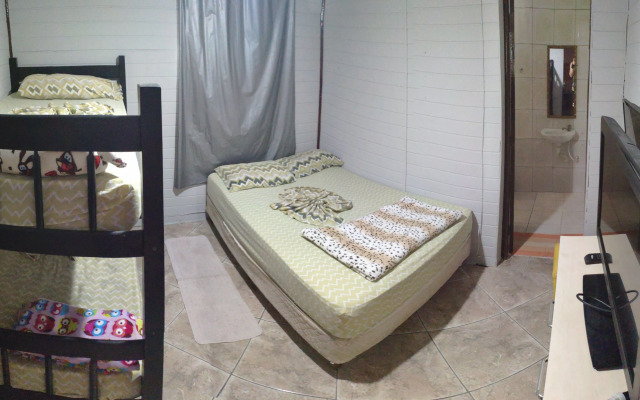 Pousada Alojaki Hostel