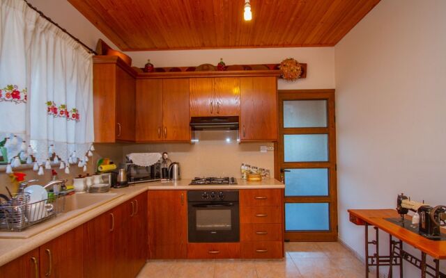 Aethra Cottage