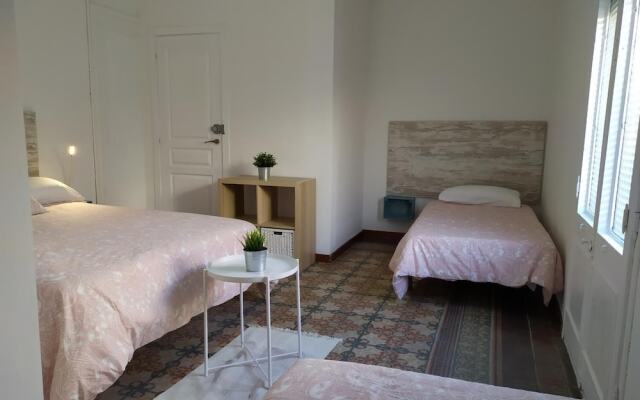 Break in Gothic Barcelona Hostal