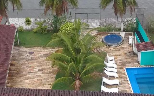 ANGRA PIER 99 Suites