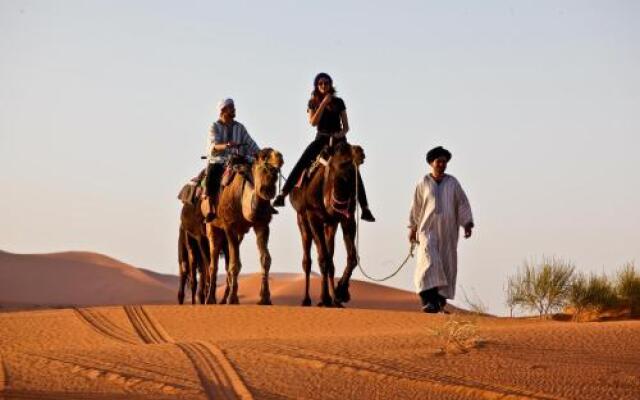 Sahara Luxury Camp