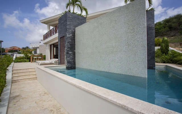 Blue Bay Exclusive