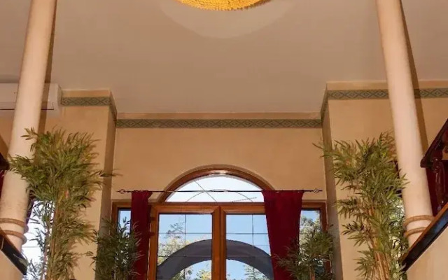Red Clay SPA Apartments