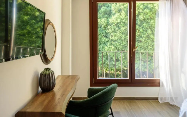 Arthur Suites