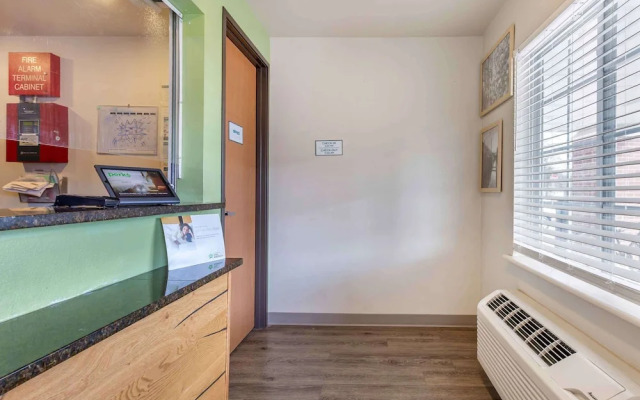 Extended Stay America Select Suites - Gainesville