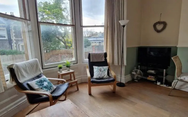 Lovely Victorian Apartment in Clifton Village