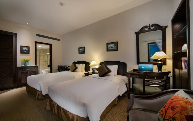 Zephyr Suites Boutique Hotel