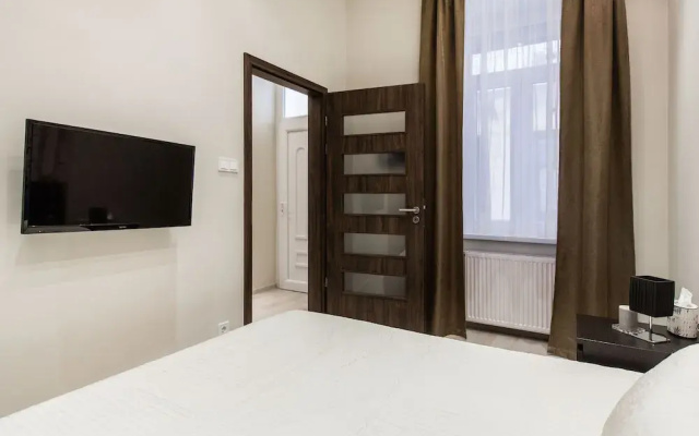 Klauzal 10 Apartment