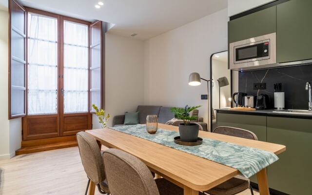 limehome Vitoria Palacio Álava-Velasco