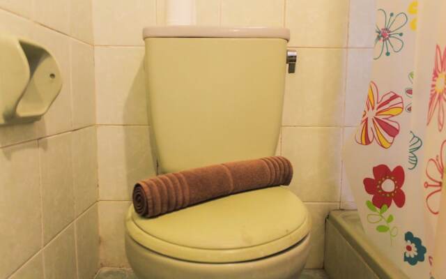 Spacious 3Br Apartment At Kondominium Golf Karawaci