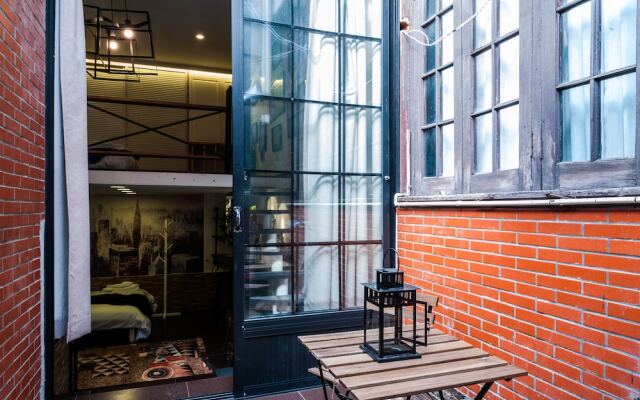Qiyu Homestay - West Nanjing Road Branch