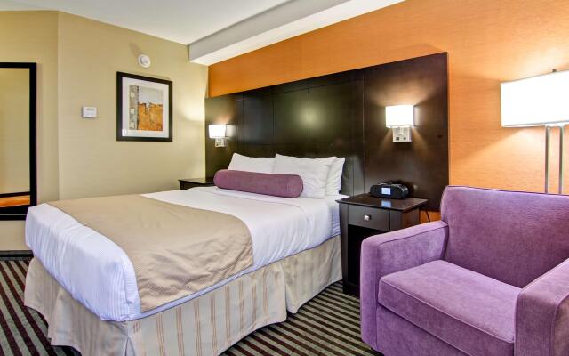 Best Western Plus Toronto North York Hotel & Suites