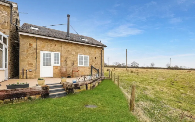 Hill House Hideaway - North East Escapes