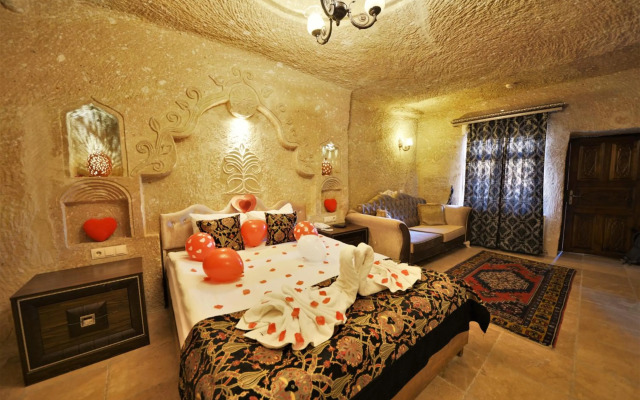 Dedeli Konak Cave Hotel