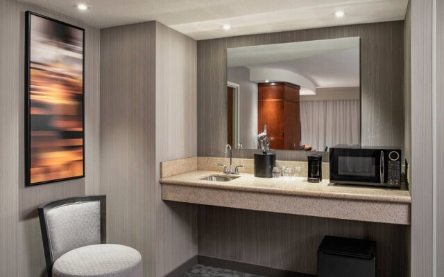 Courtyard Edmonton West