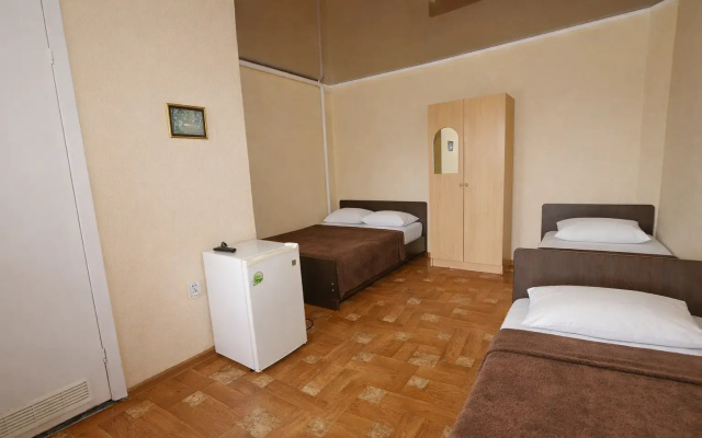 Бригантина (Лазаревское)