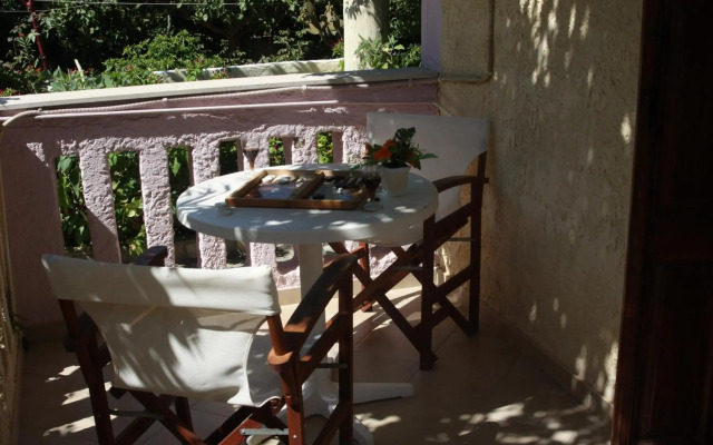 Smaragda Hotel