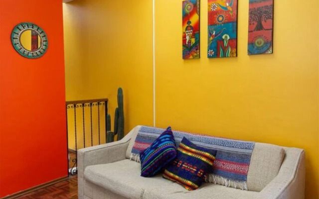 Papucho's Guest House