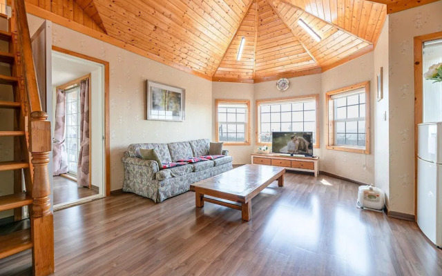Ganghwa Western Beach Pension