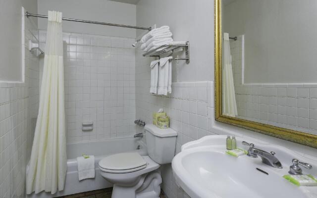 French Quarter Suites Hotel