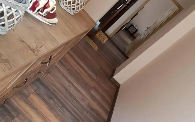 The Old House guest rooms and apartament