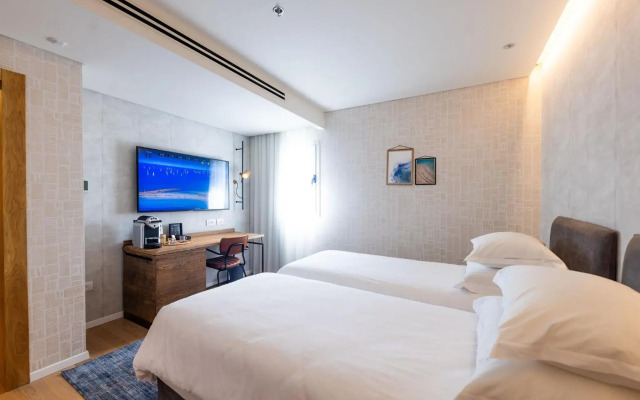 Ink Hotel